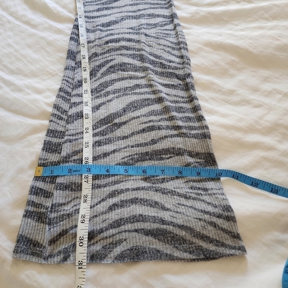 Eleven by Venus Williams Athletic Fashion Matching Workout Suit Zebra Print  S/M - Picture 5 of 6